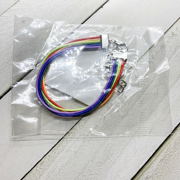 Rainbow Pride Unisex Bracelet - Picture 4 of 5
